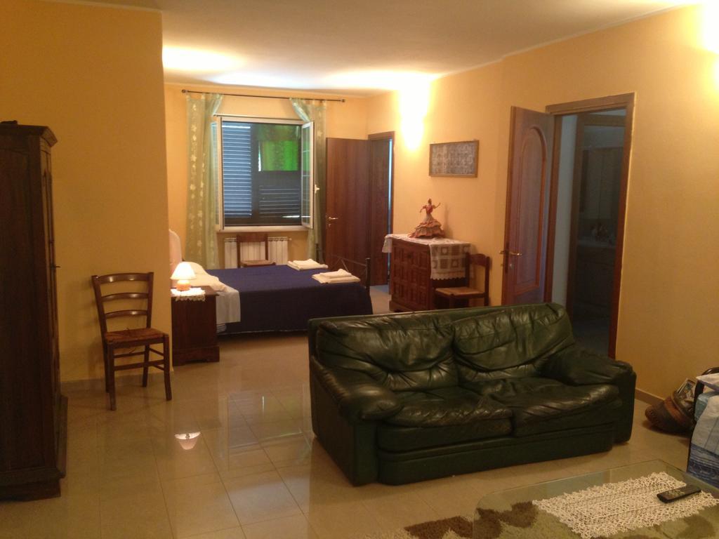 Villa Naclerio Sarzana Bilik gambar