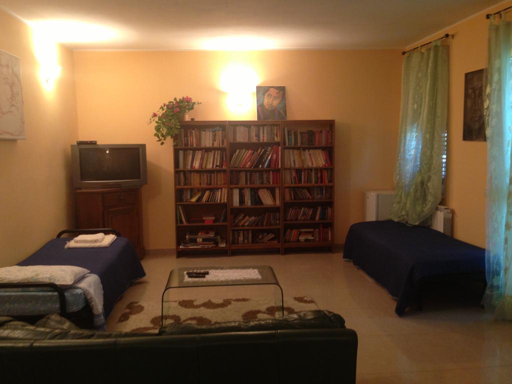 Villa Naclerio Sarzana Bilik gambar